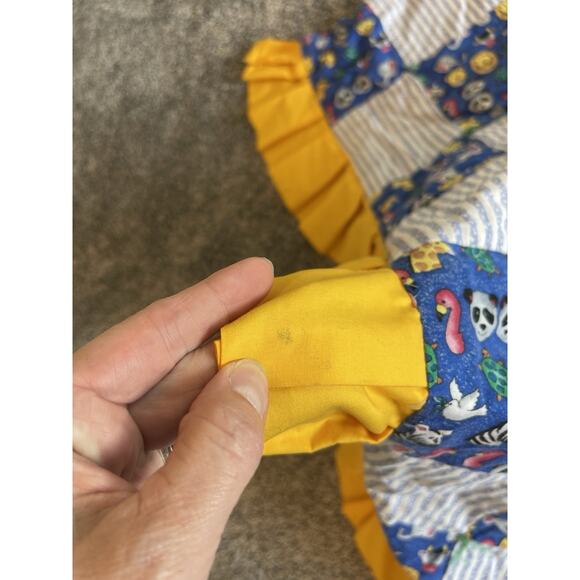 Vintage Baby Quilt Comforter Handmade Tied Quilt Zoo Animals 44x38 - Picture 11 of 11